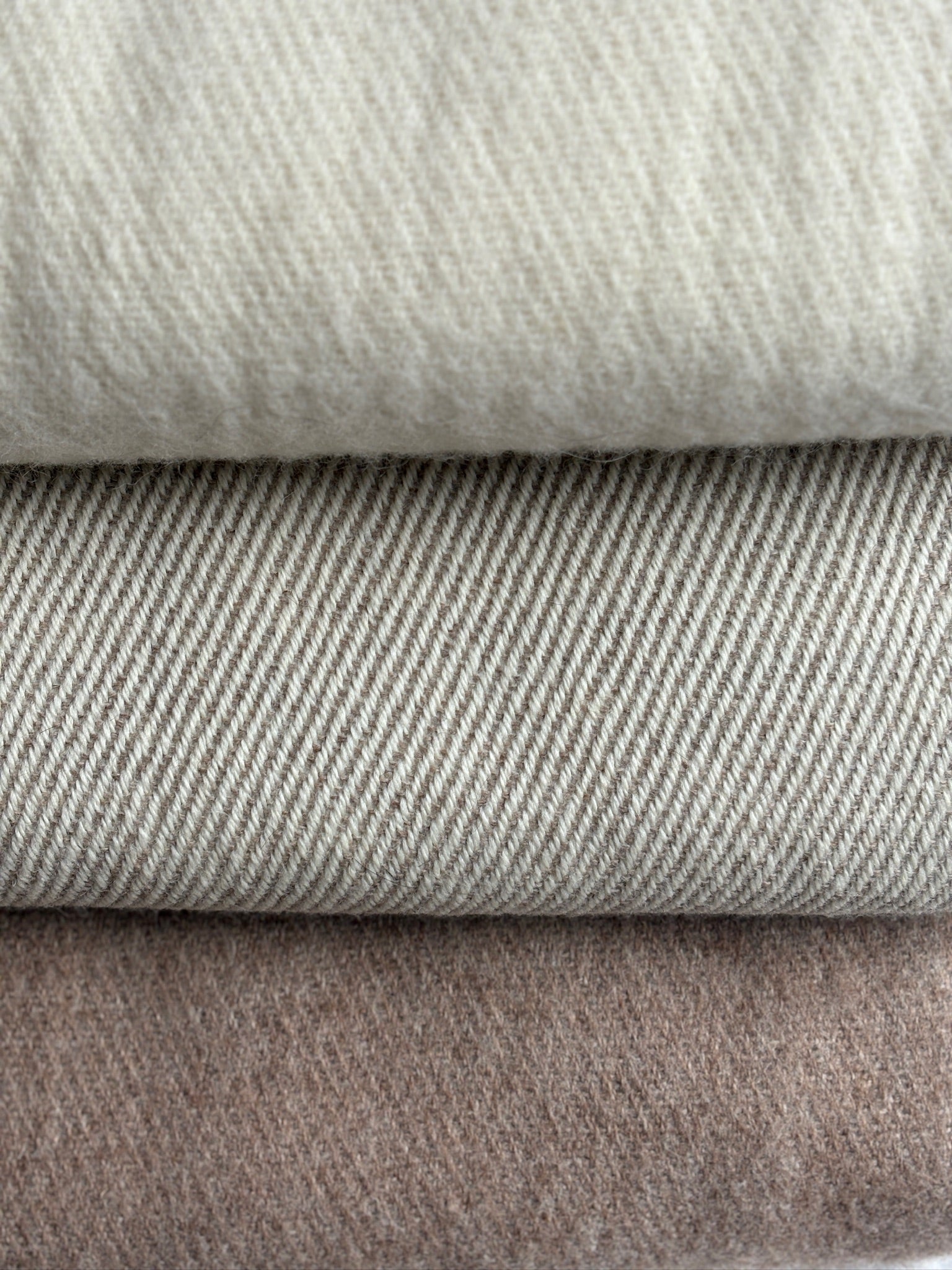 65% lana de llama 35% lana de oveja