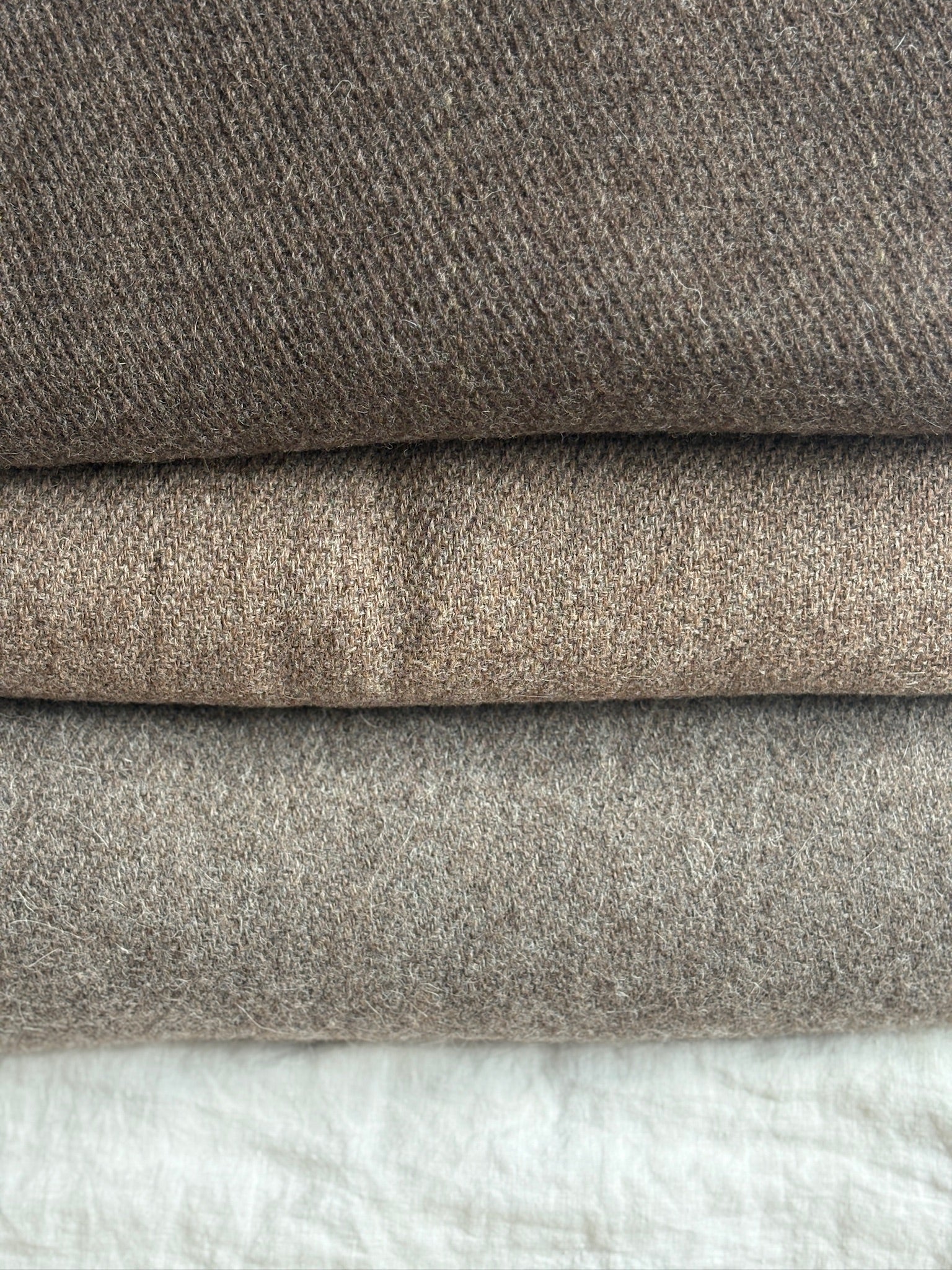 65% lana de llama 35% lana de oveja