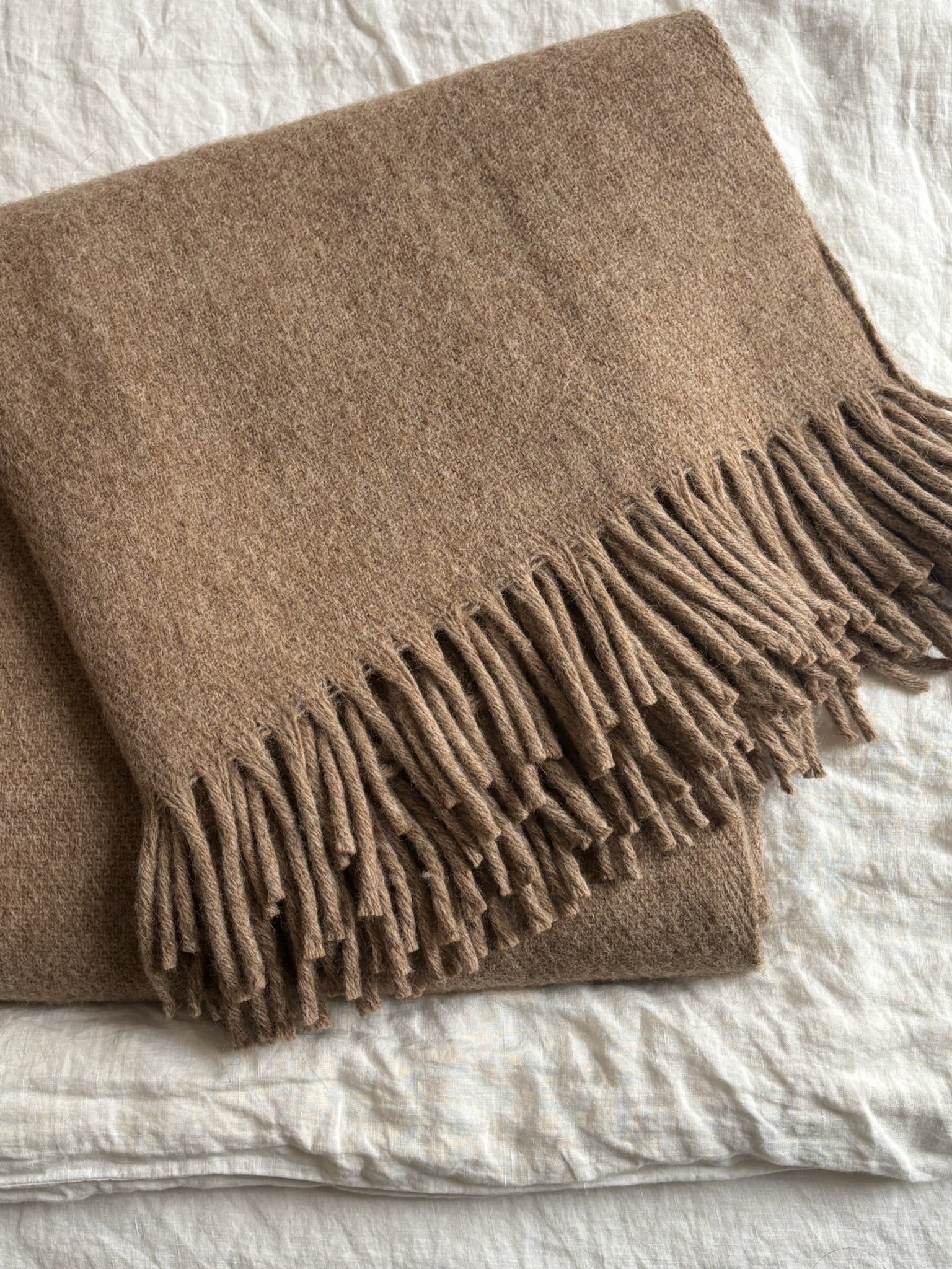 65% lana de llama 35% lana de oveja