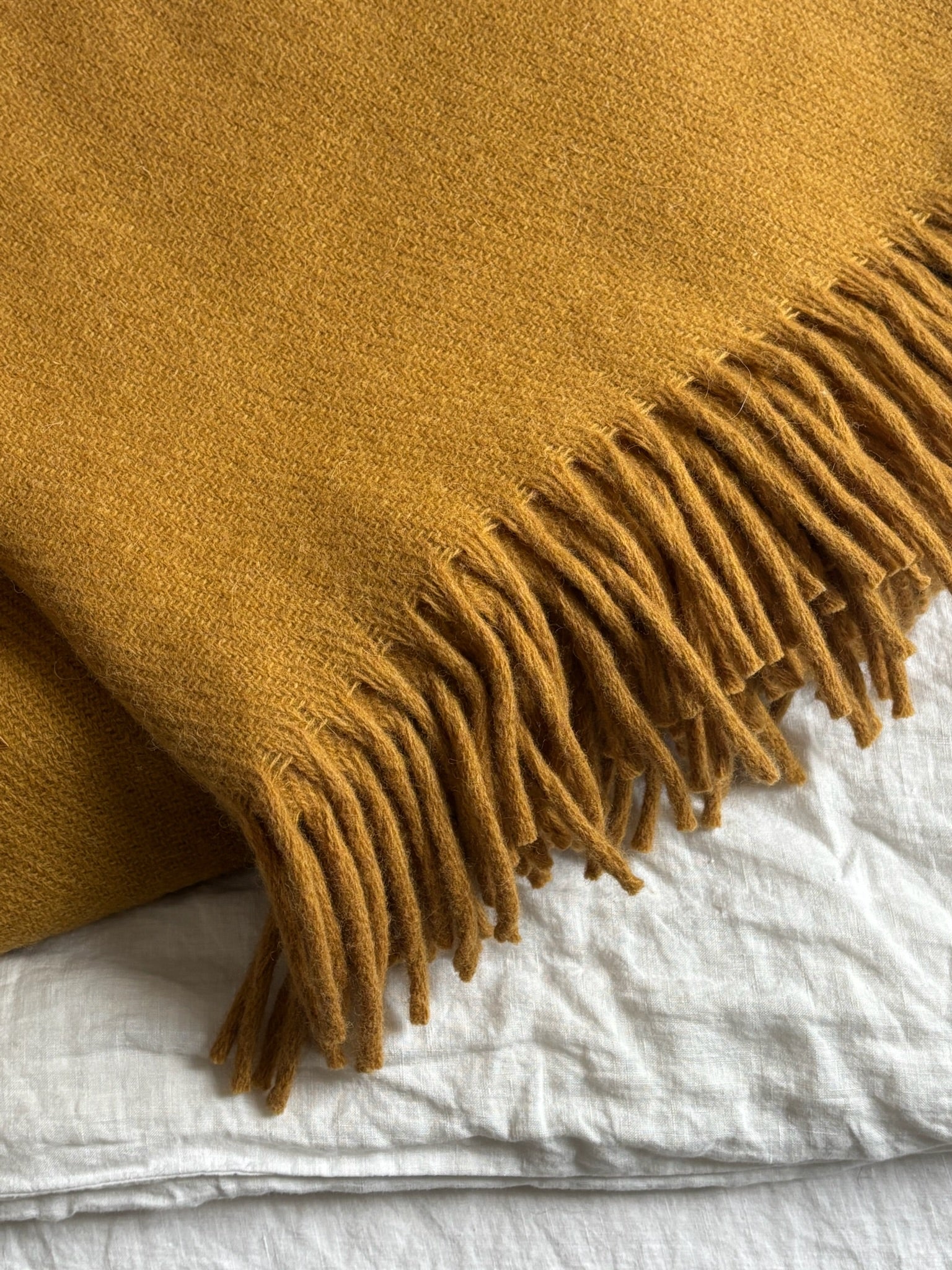 65% lana de llama 35% lana de oveja