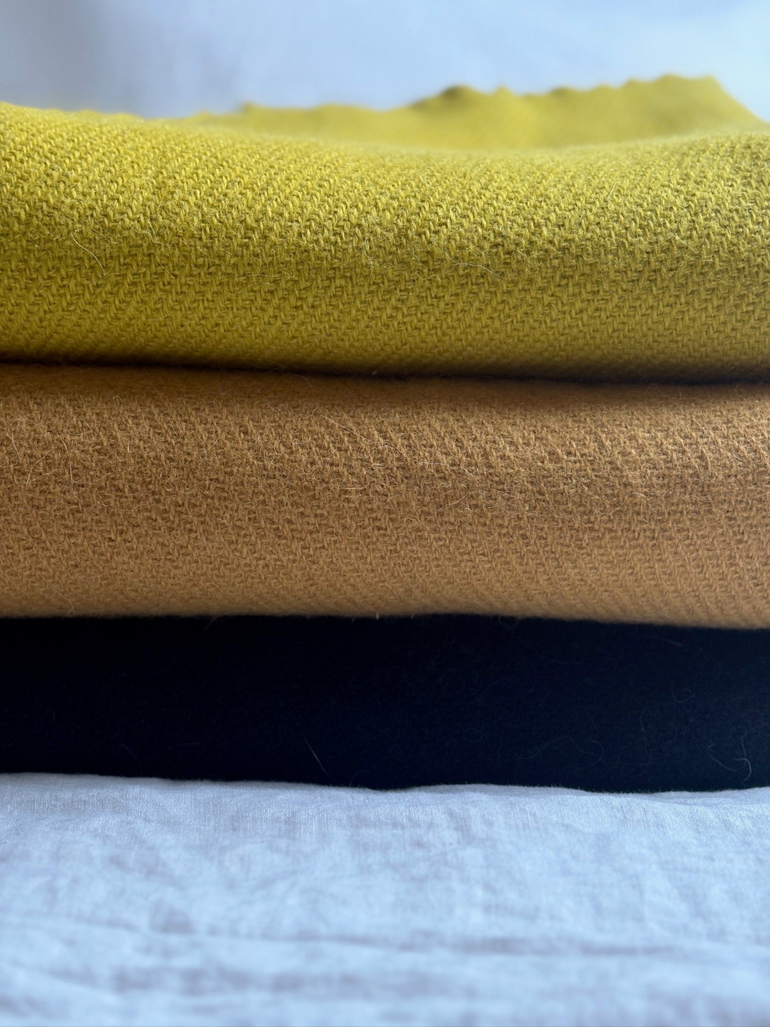 65% lana de llama 35% lana de oveja