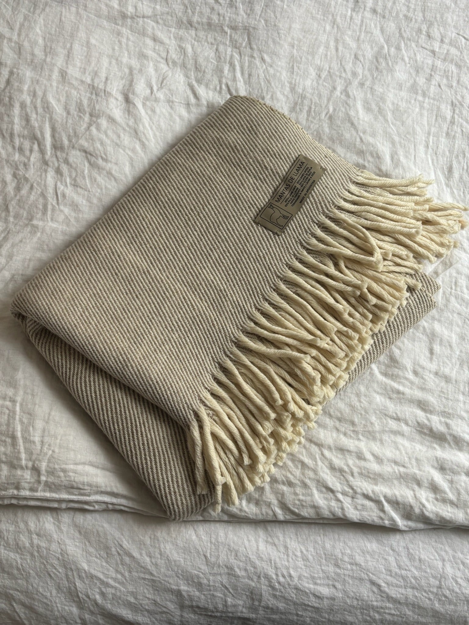 65% lana de llama 35% lana de oveja