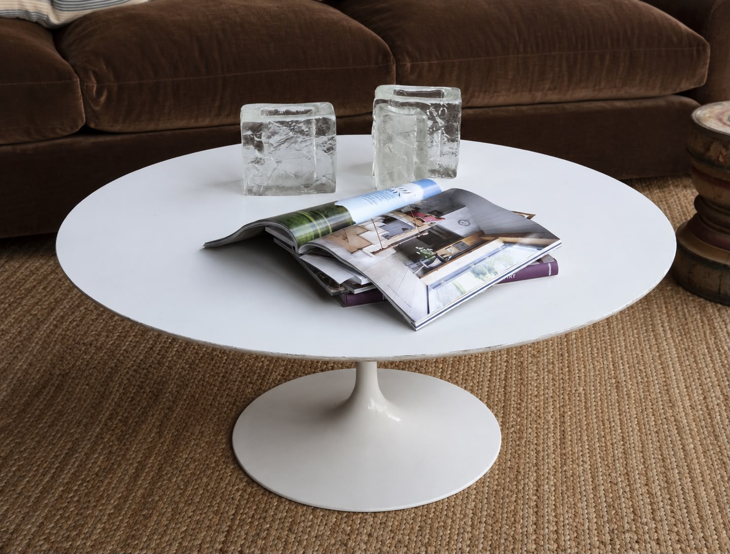 mesa tulip ratona redonda